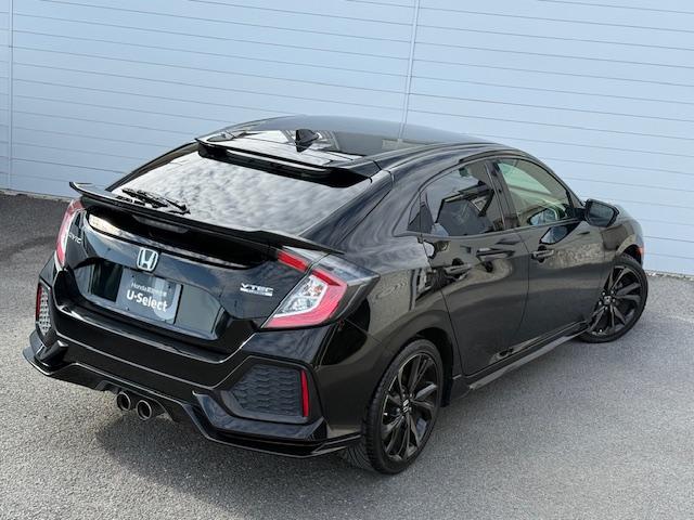 シビック ハッチバック　純正ナビ　バックカメラ　ＥＴＣ　シートヒーター　ＣＤ・ＤＶＤ再生　Ｂｌｕｅｔｏｏｔｈ　ＬＥＤヘッドライト　純正アルミホイール　Ｈｏｎｄａスマートキー　キーレス（43枚目）