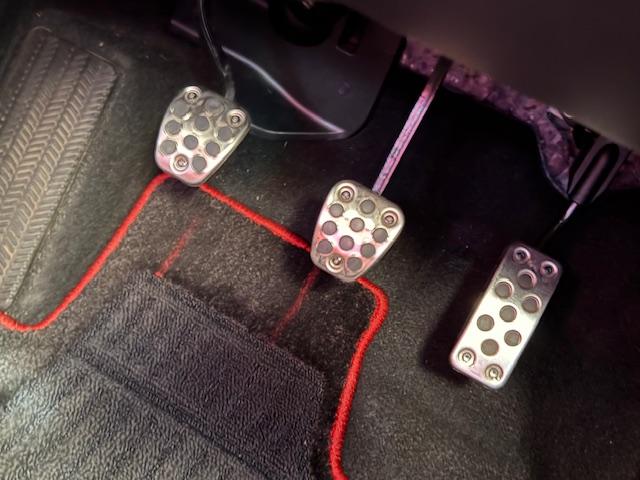 シビック タイプR 社外ナビ バックカメラ 6MT ETC ドライブレコーダー前後 CD・DVD再生 Bluetooth LEDヘッドライト HondaSENSING 純正アルミホイール bremboキャリパー(30枚目)