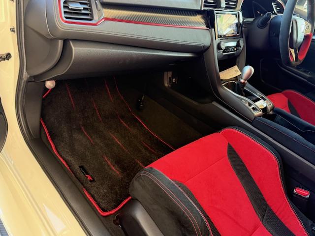 シビック タイプR 社外ナビ バックカメラ 6MT ETC ドライブレコーダー前後 CD・DVD再生 Bluetooth LEDヘッドライト HondaSENSING 純正アルミホイール bremboキャリパー(45枚目)