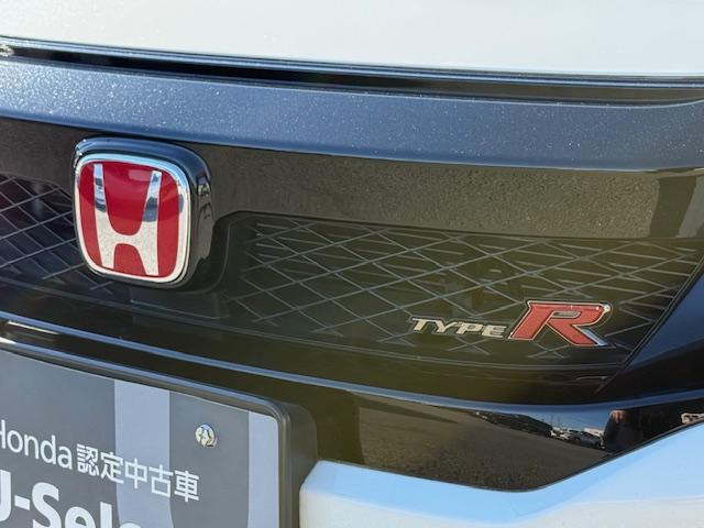 シビック タイプR 社外ナビ バックカメラ 6MT ETC ドライブレコーダー前後 CD・DVD再生 Bluetooth LEDヘッドライト HondaSENSING 純正アルミホイール bremboキャリパー(61枚目)