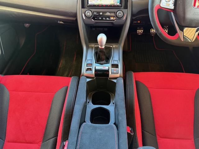 シビック タイプR 社外ナビ バックカメラ 6MT ETC ドライブレコーダー前後 CD・DVD再生 Bluetooth LEDヘッドライト HondaSENSING 純正アルミホイール bremboキャリパー(78枚目)