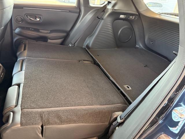 ＺＲ－Ｖ ｅ：ＨＥＶＺ特別仕様車ブラックスタイル（72枚目）