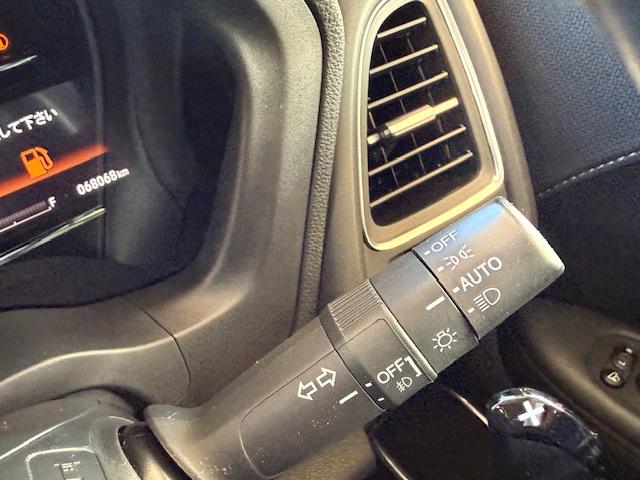 ヴェゼル ハイブリッドZ・ホンダセンシング 純正ナビ バックカメラ ETC ドライブレコーダー前後 シートヒーター 衝突軽減ブレーキ HondaSENSING CD・DVD再生 Bluetooth AM/FM LEDヘッドライト 純正AW(22枚目)