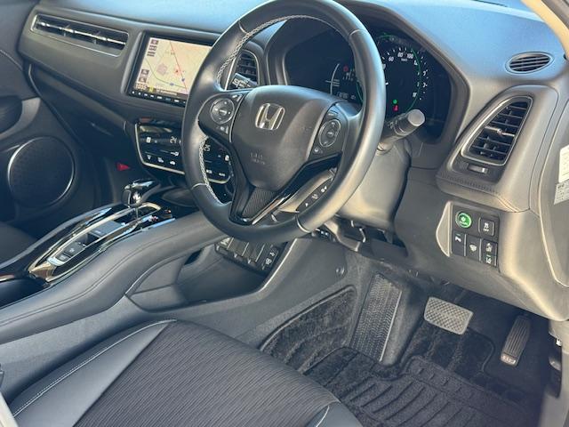 ヴェゼル ハイブリッドZ・ホンダセンシング 純正ナビ バックカメラ ETC ドライブレコーダー前後 シートヒーター 衝突軽減ブレーキ HondaSENSING CD・DVD再生 Bluetooth AM/FM LEDヘッドライト 純正AW(45枚目)