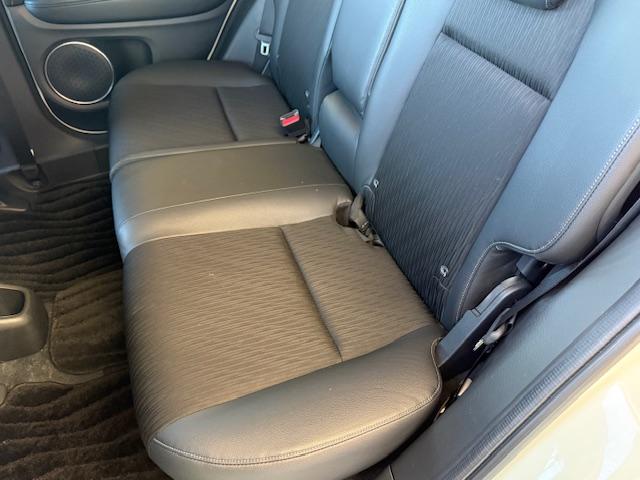 ヴェゼル ハイブリッドZ・ホンダセンシング 純正ナビ バックカメラ ETC ドライブレコーダー前後 シートヒーター 衝突軽減ブレーキ HondaSENSING CD・DVD再生 Bluetooth AM/FM LEDヘッドライト 純正AW(60枚目)