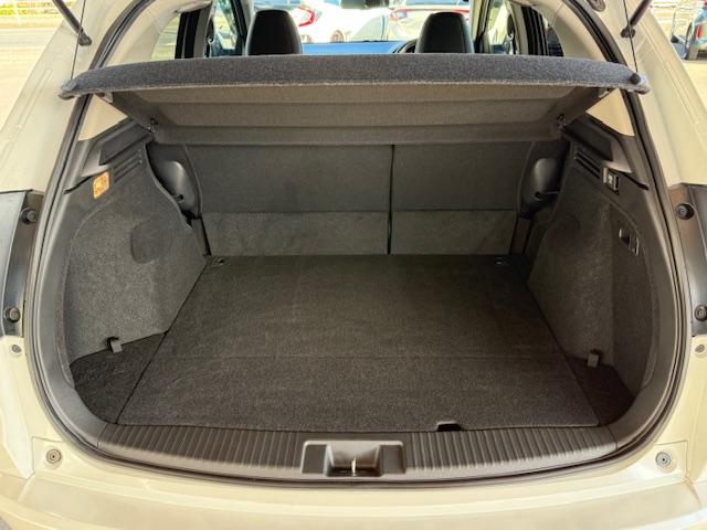 ヴェゼル ハイブリッドZ・ホンダセンシング 純正ナビ バックカメラ ETC ドライブレコーダー前後 シートヒーター 衝突軽減ブレーキ HondaSENSING CD・DVD再生 Bluetooth AM/FM LEDヘッドライト 純正AW(64枚目)