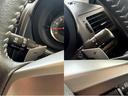 【パドルシフト】ステアリングのパドル操作によるシフトアップ/ダウンが出来るのでマニュアル車感覚のシフトチェンジが楽しめます。