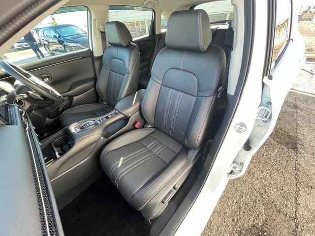 ＺＲ－Ｖ ｅ：ＨＥＶＺ　純正ナビ・ＴＶ・Ｂカメラ・Ｂｌｕｅｔｏｏｔｈ接続機能　マルチビューカメラ　ＥＴＣ２．０　運転席・助手席シートヒーター　ワイヤレス充電器　ステアリングヒーター　パドルシフト　パワーテールゲート（15枚目）