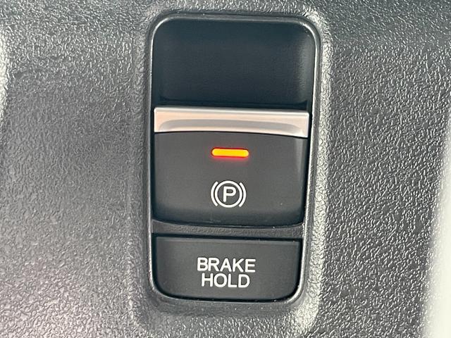 Ｎ－ＢＯＸカスタム ベースグレード　元デモカー　禁煙車　マルチビューカメラ　ドラレコ　両側ＰＳＤ　純正ナビ　Ｂカメ　ホンダセンシング　ホンダコネクト　クルーズコントロール　ＬＥＤヘッドライト　シートバックテーブル　シートヒーター（12枚目）