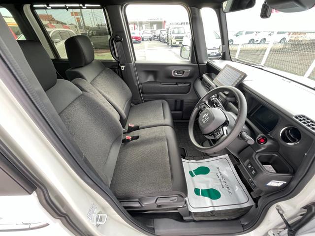 Ｎ－ＢＯＸカスタム ベースグレード　元デモカー　禁煙車　マルチビューカメラ　ドラレコ　両側ＰＳＤ　純正ナビ　Ｂカメ　ホンダセンシング　ホンダコネクト　クルーズコントロール　ＬＥＤヘッドライト　シートバックテーブル　シートヒーター（13枚目）