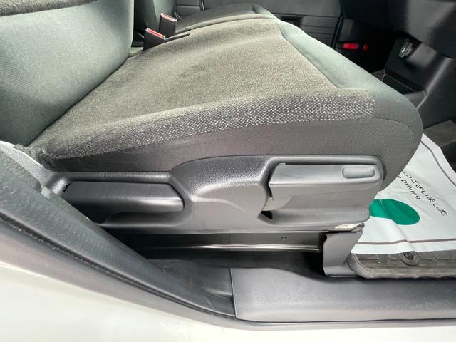 Ｎ－ＢＯＸカスタム ベースグレード　元デモカー　禁煙車　マルチビューカメラ　ドラレコ　両側ＰＳＤ　純正ナビ　Ｂカメ　ホンダセンシング　ホンダコネクト　クルーズコントロール　ＬＥＤヘッドライト　シートバックテーブル　シートヒーター（14枚目）