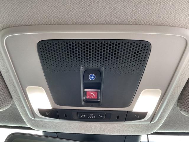 ヴェゼル ｅ：ＨＥＶＺ　ホンダコネクト　ホンダセンシング　ステアリングヒーター　前席シートヒーター　ＥＴＣ　クルーズコントロール　ハンズフリーアクセスパワーテールゲート（予約クローズ機能付）　ブラインドスポットインフォメーシ（4枚目）