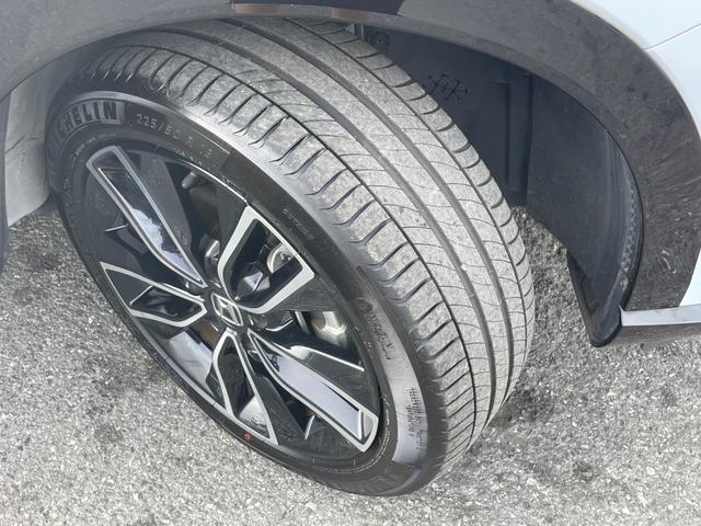 ヴェゼル ｅ：ＨＥＶＺ　ホンダコネクト　ホンダセンシング　ステアリングヒーター　前席シートヒーター　ＥＴＣ　クルーズコントロール　ハンズフリーアクセスパワーテールゲート（予約クローズ機能付）　ブラインドスポットインフォメーシ（36枚目）