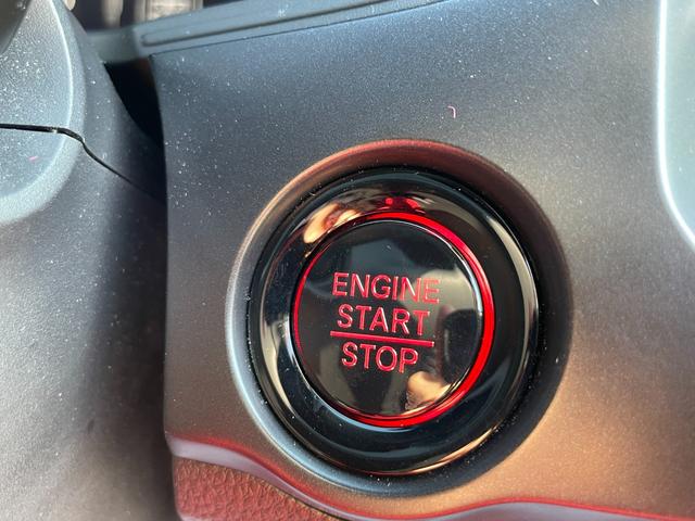 シビック タイプＲ　前後ドラレコ　ＥＴＣ　６速ＭＴ　純正ナビ　Ｂカメ　ホンダセンシング　ホンダコネクト　クルーズコントロール　ＬＥＤヘッドライト　ブラインドスポットインフォメーション（19枚目）