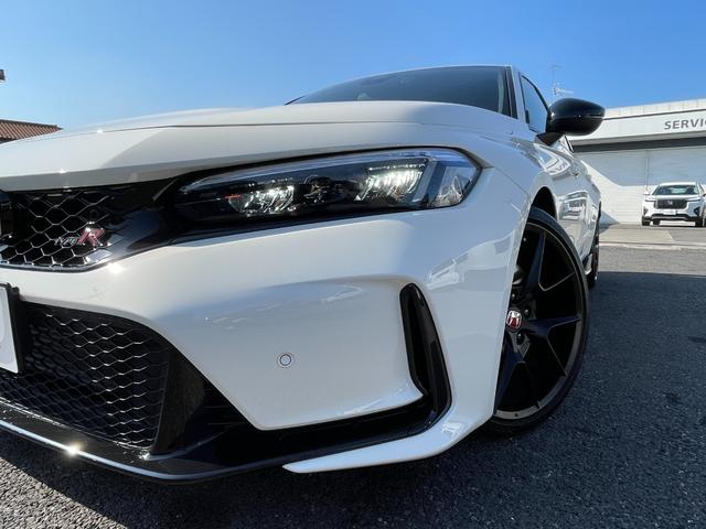 シビック タイプＲ　前後ドラレコ　ＥＴＣ　６速ＭＴ　純正ナビ　Ｂカメ　ホンダセンシング　ホンダコネクト　クルーズコントロール　ＬＥＤヘッドライト　ブラインドスポットインフォメーション（22枚目）