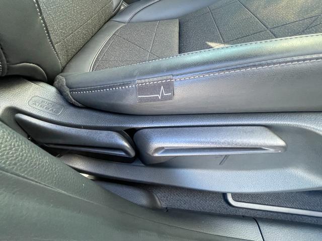 ヴェゼル e:HEVZ 元デモカー 禁煙車 ワンオーナー ドラレコ マルチビューカメラ ステアリングヒーター 前席シートヒーター ホンダセンシング ホンダコネクト ブラインドスポットインフォメーション ETC 純正ナビ(13枚目)