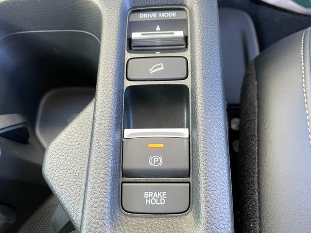ヴェゼル e:HEVZ 元デモカー 禁煙車 ワンオーナー ドラレコ マルチビューカメラ ステアリングヒーター 前席シートヒーター ホンダセンシング ホンダコネクト ブラインドスポットインフォメーション ETC 純正ナビ(19枚目)