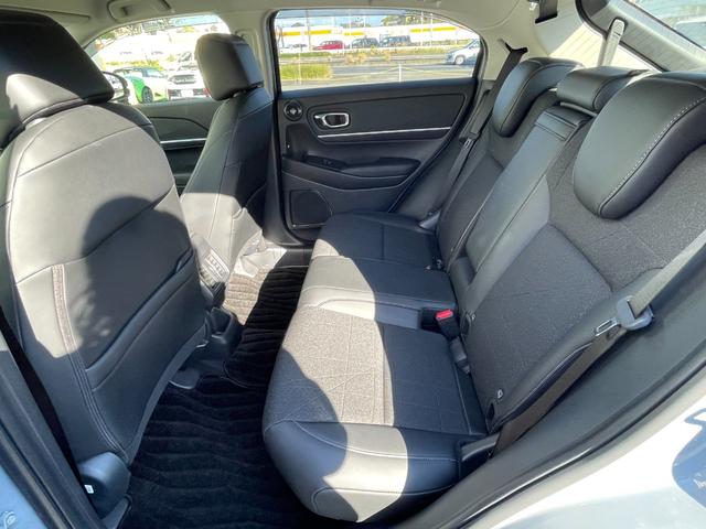 ヴェゼル e:HEVZ 元デモカー 禁煙車 ワンオーナー ドラレコ マルチビューカメラ ステアリングヒーター 前席シートヒーター ホンダセンシング ホンダコネクト ブラインドスポットインフォメーション ETC 純正ナビ(36枚目)