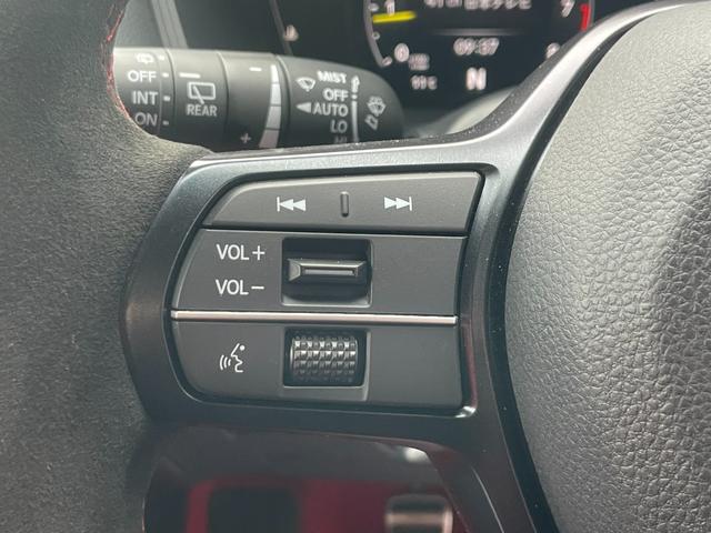 シビック タイプR ホンダセンシング ホンダコネクト 6速MT ETC クルーズコントロール LEDヘッドライト ブラインドスポットインフォメーション 純正ナビ Bカメ(18枚目)