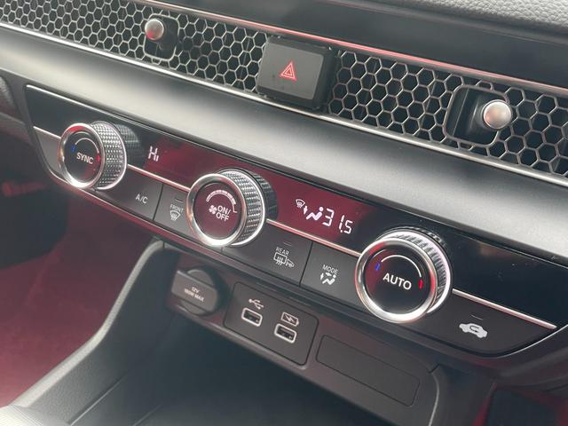 シビック タイプR ホンダセンシング ホンダコネクト 6速MT ETC クルーズコントロール LEDヘッドライト ブラインドスポットインフォメーション 純正ナビ Bカメ(24枚目)