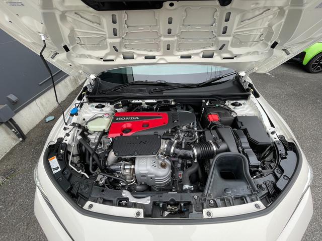 シビック タイプR ホンダセンシング ホンダコネクト 6速MT ETC クルーズコントロール LEDヘッドライト ブラインドスポットインフォメーション 純正ナビ Bカメ(26枚目)