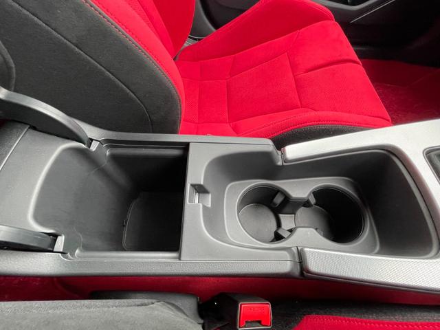 シビック タイプR ホンダセンシング ホンダコネクト 6速MT ETC クルーズコントロール LEDヘッドライト ブラインドスポットインフォメーション 純正ナビ Bカメ(29枚目)