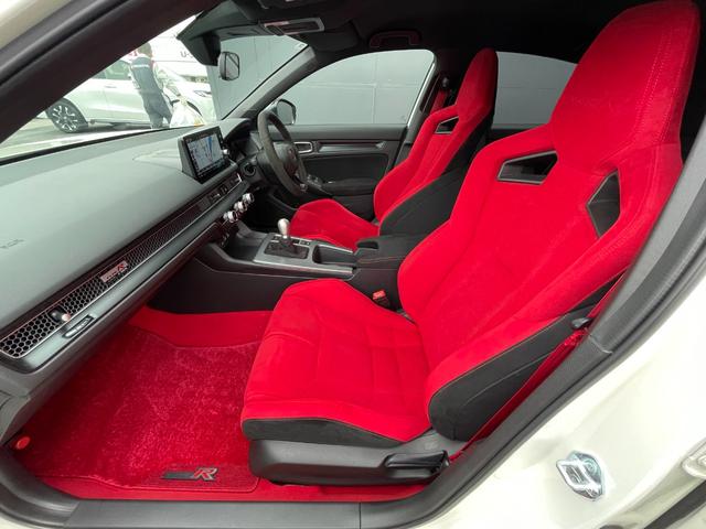 シビック タイプR ホンダセンシング ホンダコネクト 6速MT ETC クルーズコントロール LEDヘッドライト ブラインドスポットインフォメーション 純正ナビ Bカメ(33枚目)