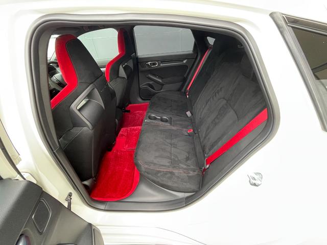 シビック タイプR ホンダセンシング ホンダコネクト 6速MT ETC クルーズコントロール LEDヘッドライト ブラインドスポットインフォメーション 純正ナビ Bカメ(34枚目)