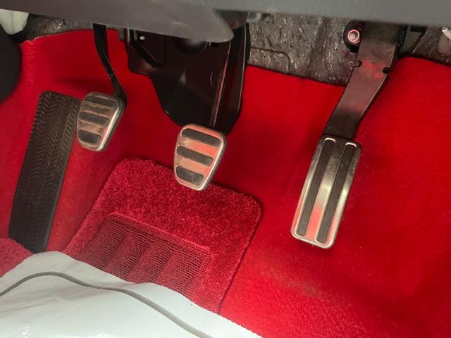 シビック タイプR ホンダセンシング ホンダコネクト 6速MT ETC クルーズコントロール LEDヘッドライト ブラインドスポットインフォメーション 純正ナビ Bカメ(36枚目)