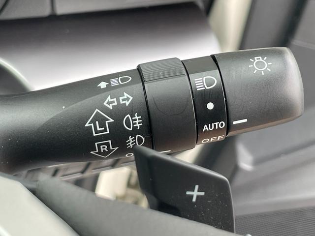 インプレッサスポーツ ２．０ｉ－Ｓアイサイト　４ＷＤ　前後ドラレコ　ＥＴＣ　電動パーキングブレーキ　パワーシート　クルーズコントロール　純正ナビ　Ｂカメ　フルオートエアコン　スマートキー（20枚目）