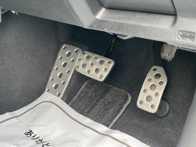 インプレッサスポーツ ２．０ｉ－Ｓアイサイト　４ＷＤ　前後ドラレコ　ＥＴＣ　電動パーキングブレーキ　パワーシート　クルーズコントロール　純正ナビ　Ｂカメ　フルオートエアコン　スマートキー（24枚目）