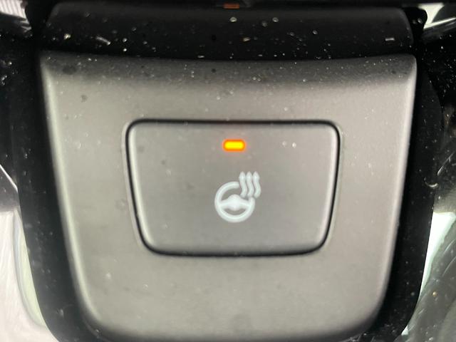 ZR-V e:HEVZ 軽雹害 ホンダセンシング ホンダコネクト マルチビューカメラ ステアリングヒーター 前席シートヒーター ブラインドスポットインフォメーション BOSEプレミアムサウンドシステム ETC 純正ナビ(3枚目)