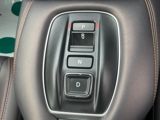 ZR-V e:HEVZ 軽雹害 ホンダセンシング ホンダコネクト マルチビューカメラ ステアリングヒーター 前席シートヒーター ブラインドスポットインフォメーション BOSEプレミアムサウンドシステム ETC 純正ナビ(11枚目)