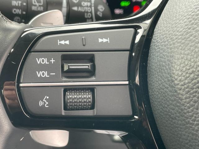 ZR-V e:HEVZ 軽雹害 ホンダセンシング ホンダコネクト マルチビューカメラ ステアリングヒーター 前席シートヒーター ブラインドスポットインフォメーション BOSEプレミアムサウンドシステム ETC 純正ナビ(20枚目)
