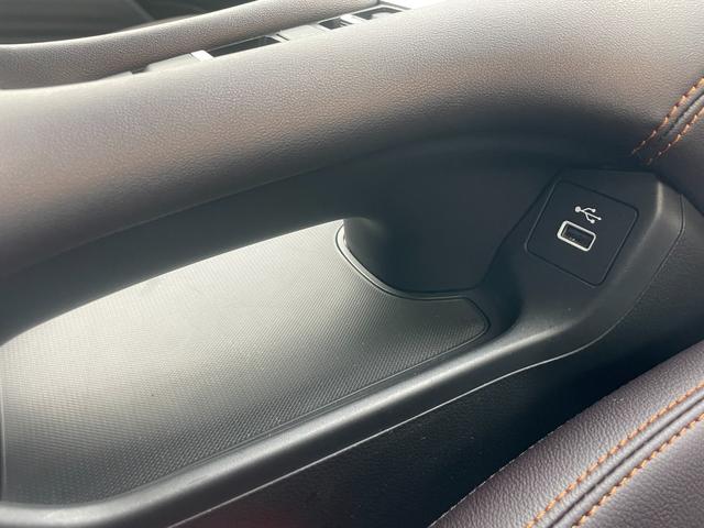 ZR-V e:HEVZ 軽雹害 ホンダセンシング ホンダコネクト マルチビューカメラ ステアリングヒーター 前席シートヒーター ブラインドスポットインフォメーション BOSEプレミアムサウンドシステム ETC 純正ナビ(32枚目)