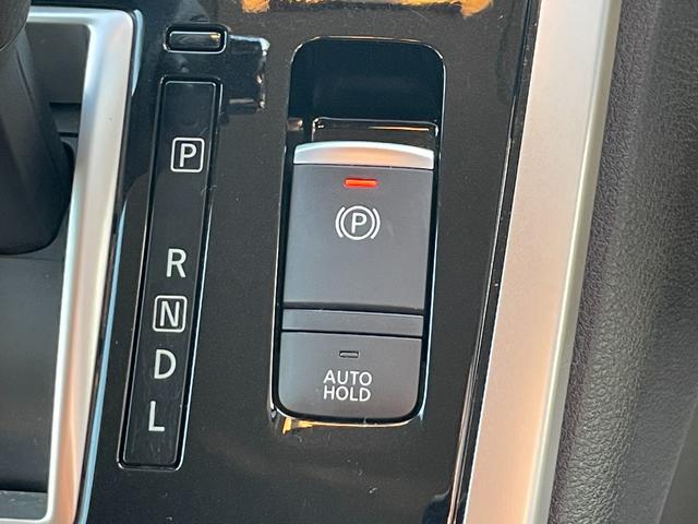 セレナ ハイウェイスターVセレクション 全方位カメラ ドラレコ ETC 前席シートヒーター トリプルゾーンコントロールエアコン ブレーキホールド スマートキー テールゲートストラップ 両側PSD(19枚目)