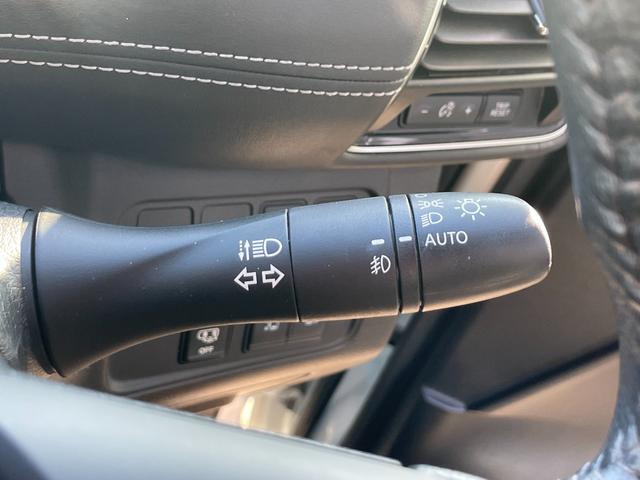 セレナ ハイウェイスターVセレクション 全方位カメラ ドラレコ ETC 前席シートヒーター トリプルゾーンコントロールエアコン ブレーキホールド スマートキー テールゲートストラップ 両側PSD(29枚目)