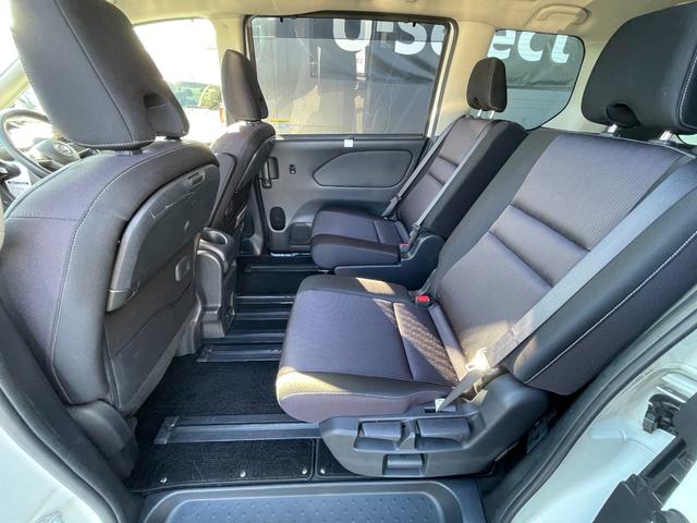 セレナ ハイウェイスターVセレクション 全方位カメラ ドラレコ ETC 前席シートヒーター トリプルゾーンコントロールエアコン ブレーキホールド スマートキー テールゲートストラップ 両側PSD(37枚目)