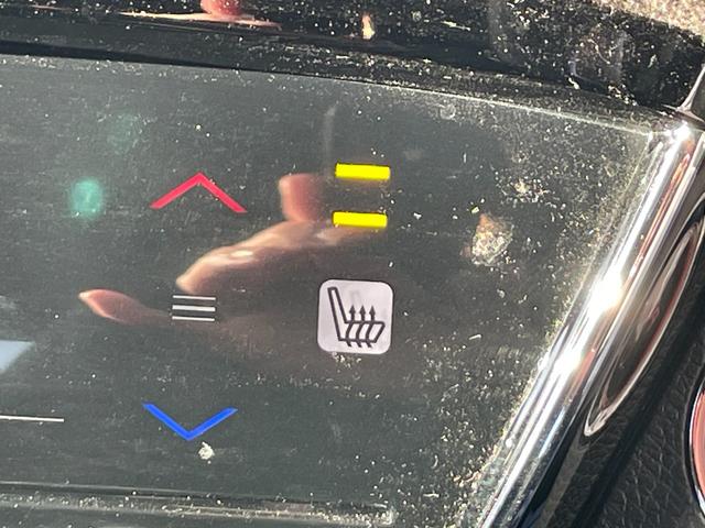 ヴェゼル ハイブリッドRS ドラレコ ETC 前席シートヒーター ホンダセンシング クルーズコントロール LEDヘッドライト 左右独立フルオートエアコン 電子制御パーキングブレーキ オートブレーキホールド(4枚目)