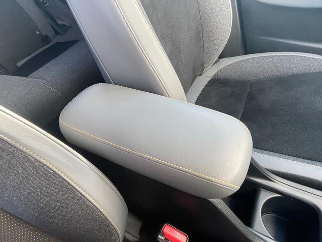 フィット e:HEVRS ETC ワイヤレス充電器 ホンダセンシング ホンダコネクト クルーズコントロール LEDヘッドライト ディスプレイオーディオ Bカメ スマートキー(14枚目)