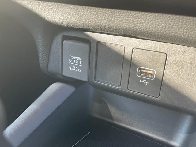 フィット e:HEVRS ETC ワイヤレス充電器 ホンダセンシング ホンダコネクト クルーズコントロール LEDヘッドライト ディスプレイオーディオ Bカメ スマートキー(23枚目)