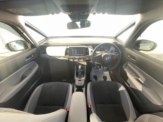 フィット e:HEVRS ETC ワイヤレス充電器 ホンダセンシング ホンダコネクト クルーズコントロール LEDヘッドライト ディスプレイオーディオ Bカメ スマートキー(35枚目)