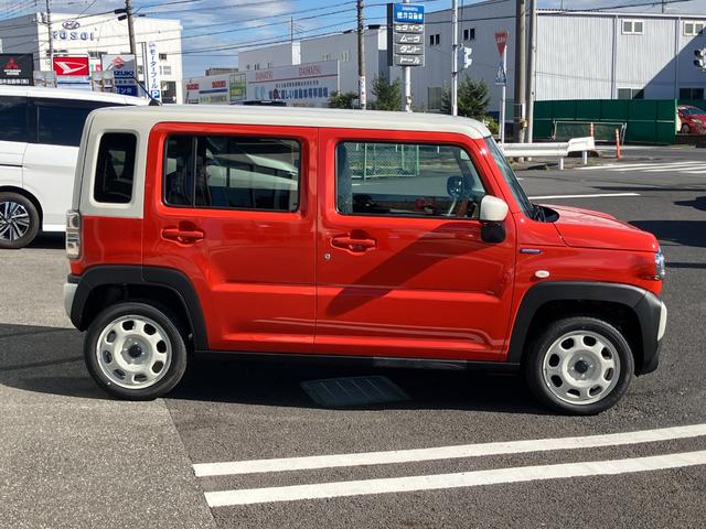 ハスラー ハイブリッドＧ　未使用車・純正ナビ・全方位モニター・シートヒーター・Ｐセンサー・横滑り防止・衝突軽減システム・オートライト・ＬＥＤヘッドライト（9枚目）