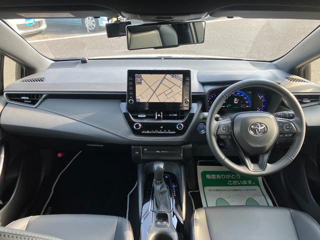 カローラツーリング ハイブリッド　ダブルバイビー　純正ディスプレイオーディオ・バックカメラ・前後ドライブレコーダー・ＢＳＭ・デジタルインナーミラー・ＥＴＣ２．０・ハーフレザーシート・ＬＥＤヘッドライト・オートライト・ＡＣ１００Ｖ・ＵＳＢ端子（3枚目）