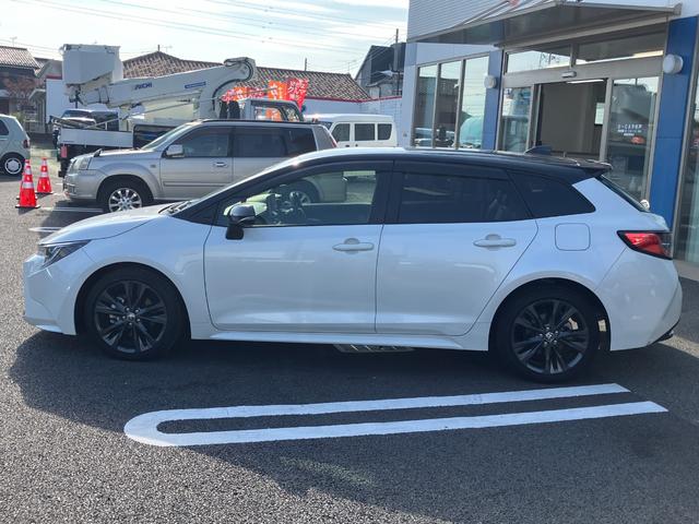 カローラツーリング ハイブリッド　ダブルバイビー　純正ディスプレイオーディオ・バックカメラ・前後ドライブレコーダー・ＢＳＭ・デジタルインナーミラー・ＥＴＣ２．０・ハーフレザーシート・ＬＥＤヘッドライト・オートライト・ＡＣ１００Ｖ・ＵＳＢ端子（16枚目）