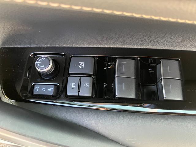 カローラツーリング ハイブリッド　ダブルバイビー　純正ディスプレイオーディオ・バックカメラ・前後ドライブレコーダー・ＢＳＭ・デジタルインナーミラー・ＥＴＣ２．０・ハーフレザーシート・ＬＥＤヘッドライト・オートライト・ＡＣ１００Ｖ・ＵＳＢ端子（51枚目）