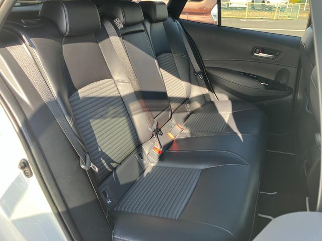 カローラツーリング ハイブリッド　ダブルバイビー　純正ディスプレイオーディオ・バックカメラ・前後ドライブレコーダー・ＢＳＭ・デジタルインナーミラー・ＥＴＣ２．０・ハーフレザーシート・ＬＥＤヘッドライト・オートライト・ＡＣ１００Ｖ・ＵＳＢ端子（60枚目）