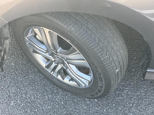 ステップワゴンスパーダ スパーダハイブリッド　Ｇ・ＥＸ　ホンダセンシング　純正ナビ・バックカメラ・シートヒーター・前後ドライブレコーダー・クルーズコントロール・両側パワースライドドア・ＥＴＣ・オートライト・Ｐセンサー・衝突軽減システム・脱線防止機能・純正フリップダウン（2枚目）