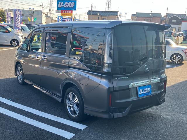 ステップワゴンスパーダ スパーダハイブリッド　Ｇ・ＥＸ　ホンダセンシング　純正ナビ・バックカメラ・シートヒーター・前後ドライブレコーダー・クルーズコントロール・両側パワースライドドア・ＥＴＣ・オートライト・Ｐセンサー・衝突軽減システム・脱線防止機能・純正フリップダウン（14枚目）