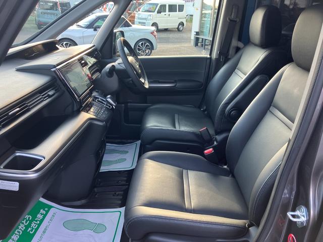 ステップワゴンスパーダ スパーダハイブリッド　Ｇ・ＥＸ　ホンダセンシング　純正ナビ・バックカメラ・シートヒーター・前後ドライブレコーダー・クルーズコントロール・両側パワースライドドア・ＥＴＣ・オートライト・Ｐセンサー・衝突軽減システム・脱線防止機能・純正フリップダウン（57枚目）